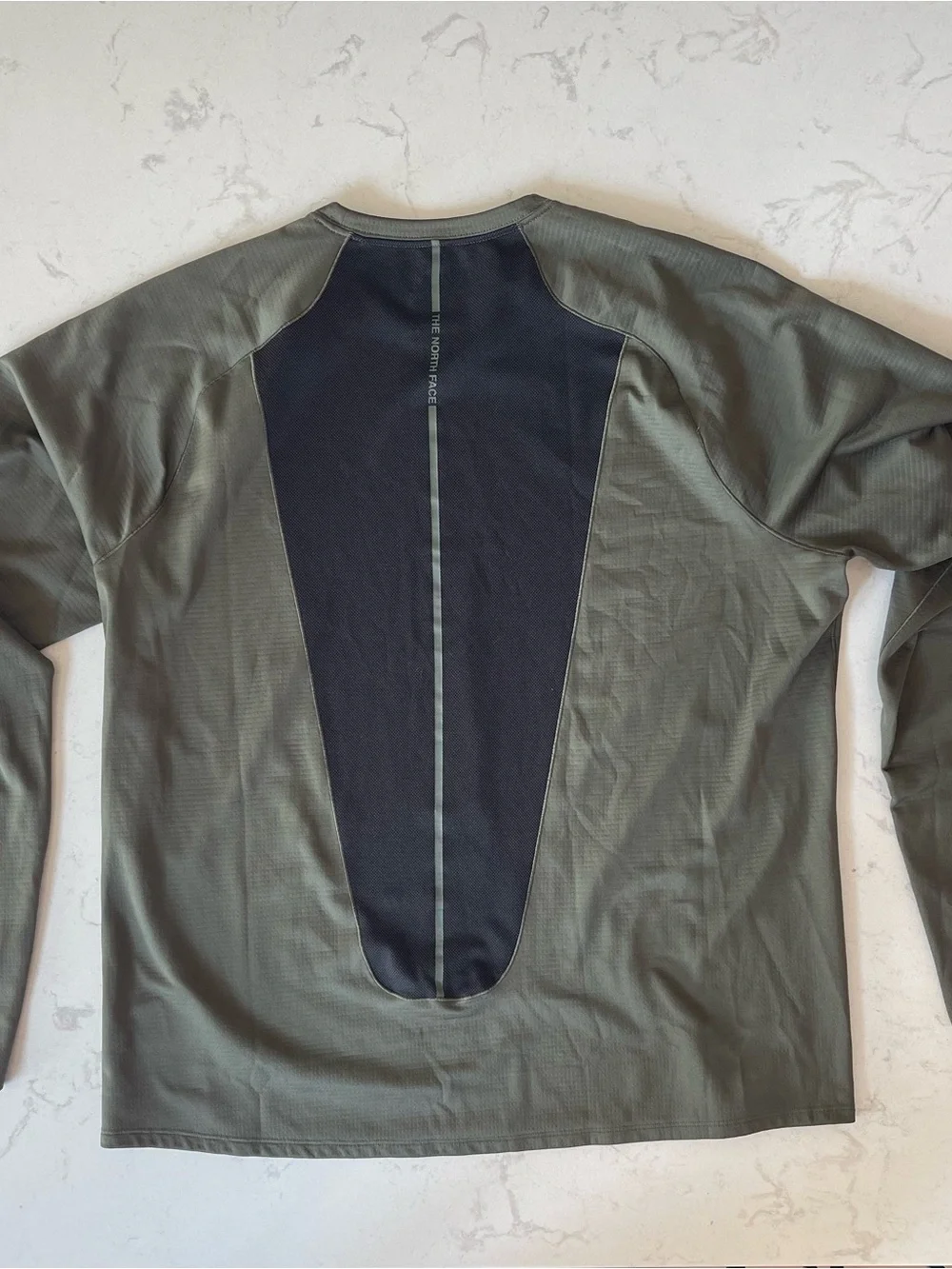 The North Face Mens XL Olive Green Long Sleeve Performance Mesh Back Shirt